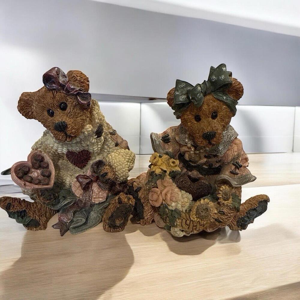 Boyds Bears Justina #2273 & Bailey #2272 Lot of 2 Bows Hearts Girls